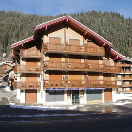 Chatel, 2 Pieces, 6 Personnes - Fr-1-198-201 *